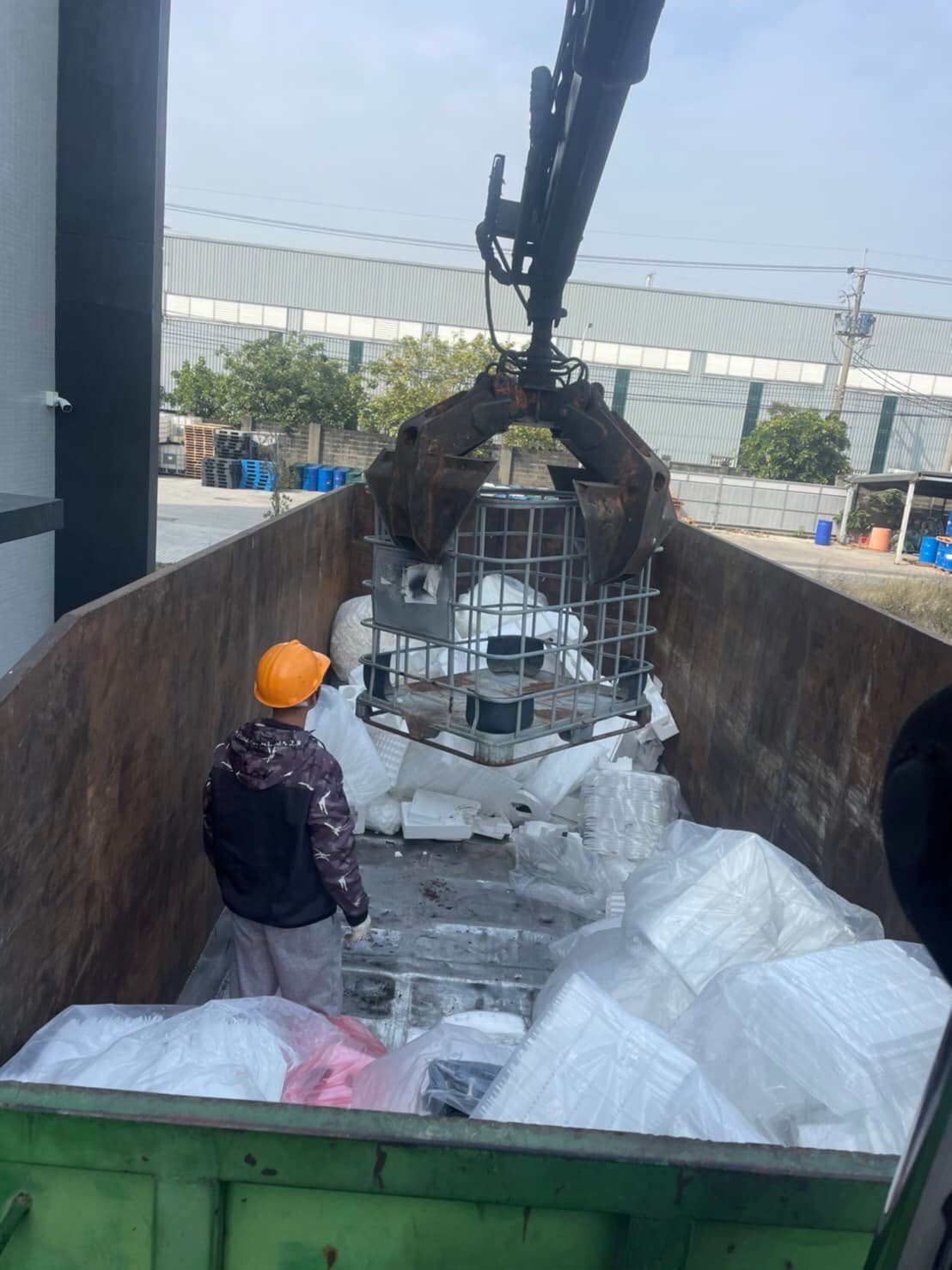 嘉義廢塑膠混合物處理(保麗龍)