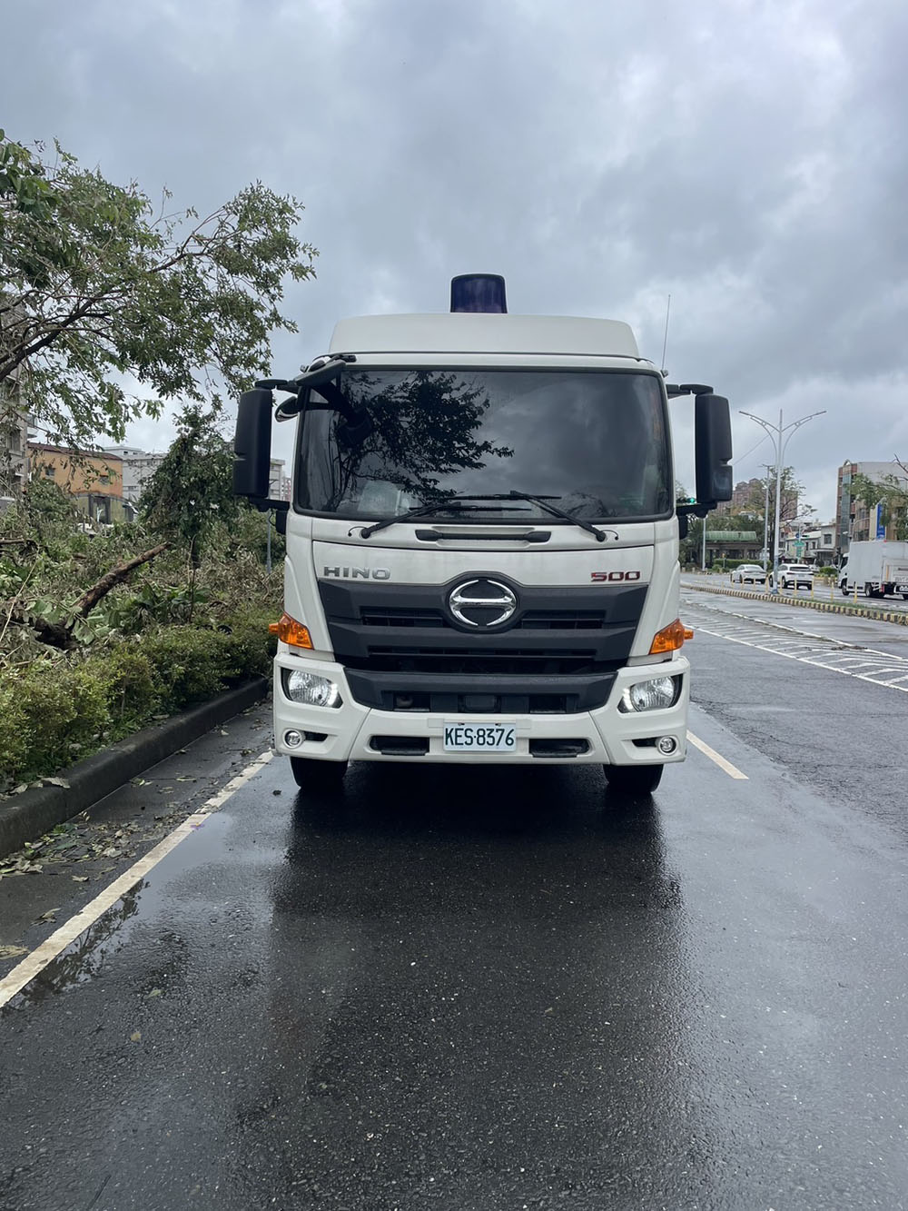 嘉義颱風過後災情慘重即時救援清理道路