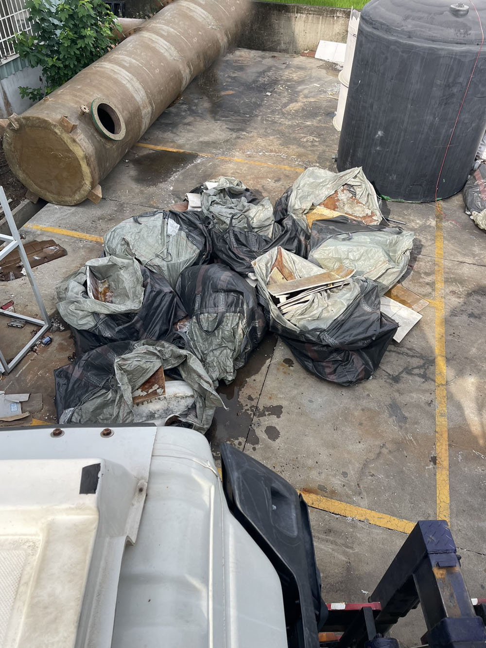 嘉義洗滌搭(玻璃纖維)拆解完清運